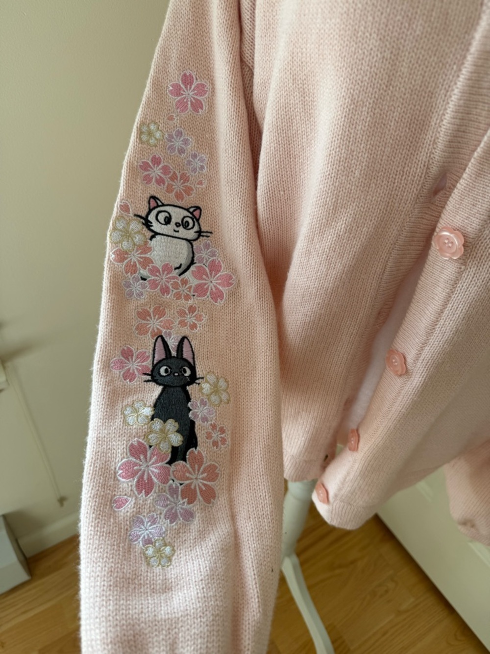 Kiki’s Delivery Service Cardigan Studio Ghibli Pink Embroidered Cat Sweater XL - Picture 3 of 11